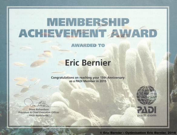 Certificat PADI de 15 ans PADI d'Éric Bernier.