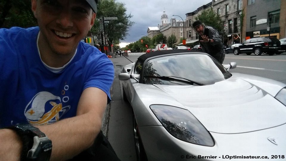 À recharger la toute première Tesla québécoise après une belle promenade avec un ami (Pierre Séguin).