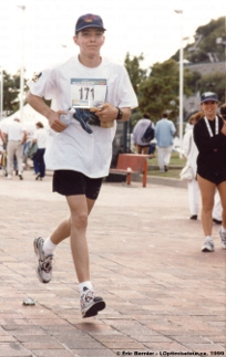 Éric Bernier (LOptimisateur) à la course (marathon 42,2 km).